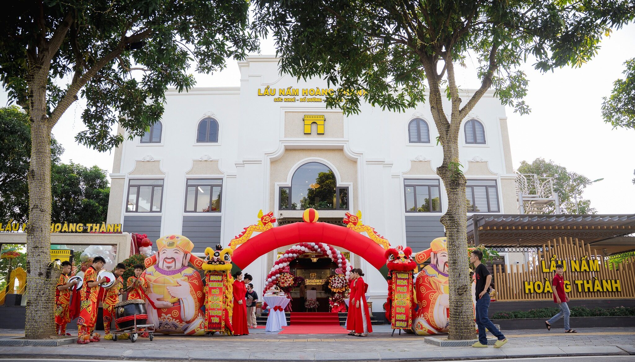 Tổ chức lễ khai trương nhà hàng ấn tượng