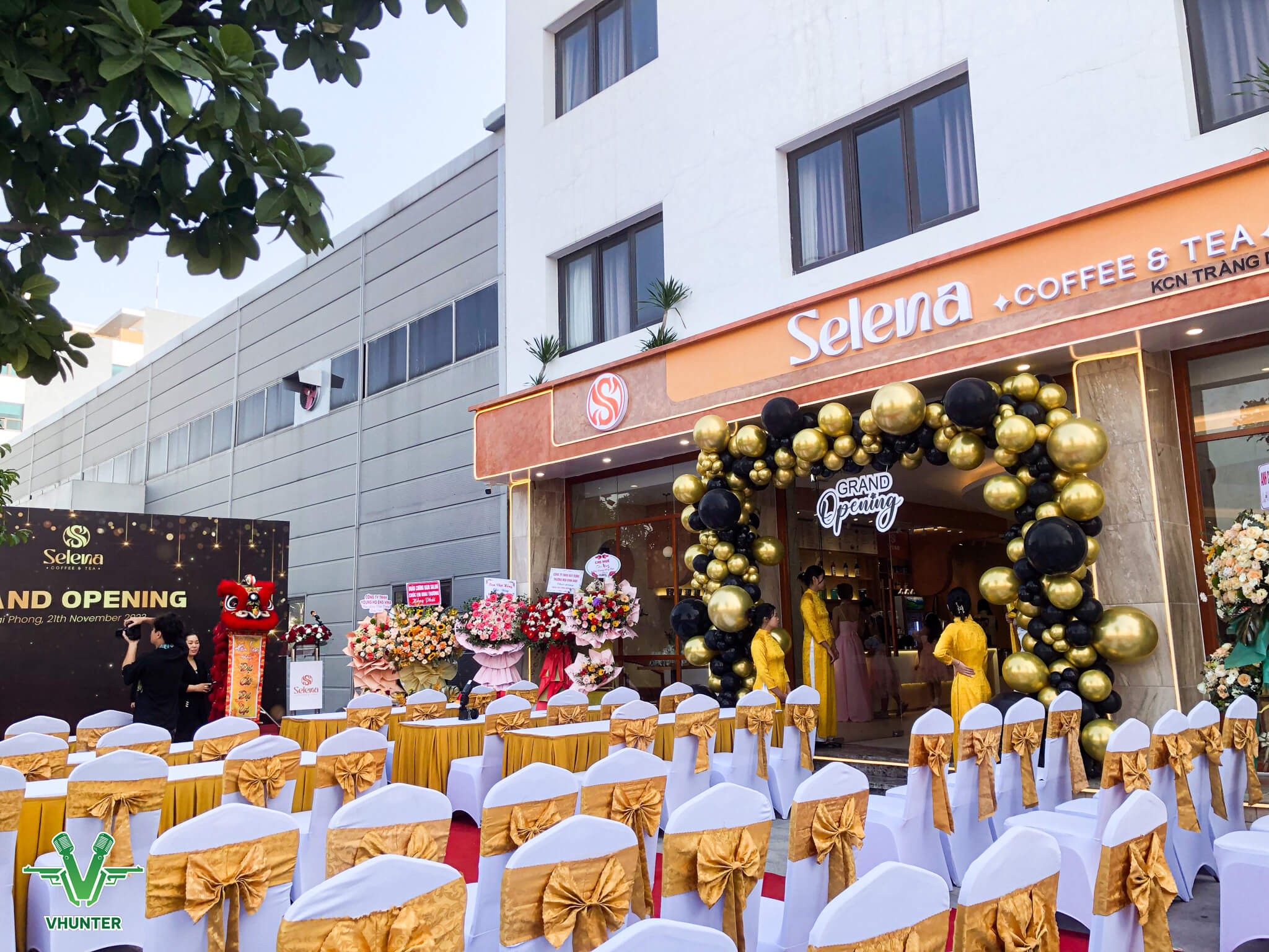 Vì sao cần tổ chức khai trương quán cafe?