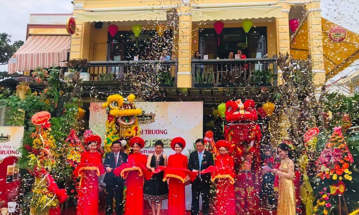 Báo giá tổ chức khai trương quán cafe