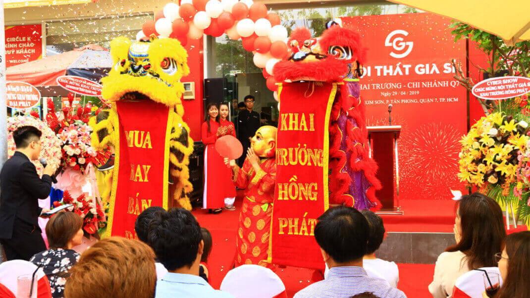 Chọn giờ khai trương có quan trọng không?