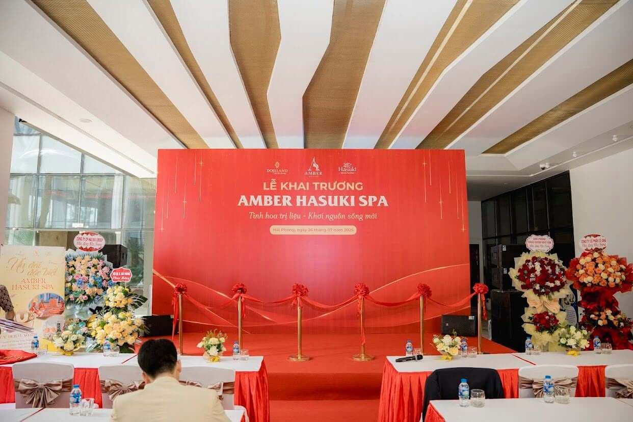 Không gian trang trí khai trương spa chuyên nghiệp